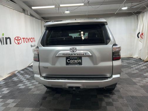 2024 Toyota 4Runner SR5 Premium