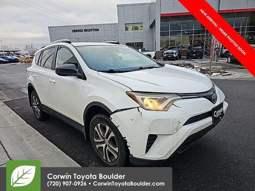 2017 Toyota RAV4 LE