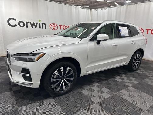 2023 Volvo XC60 B5 Plus Bright Theme