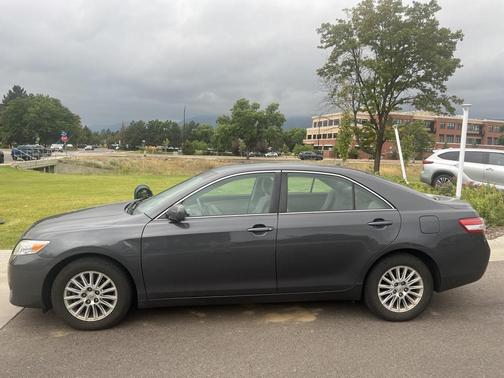 2011 Toyota Camry LE