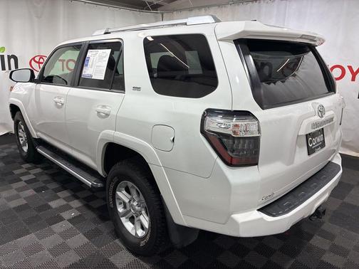 Super White 2018 Toyota 4Runner SR5