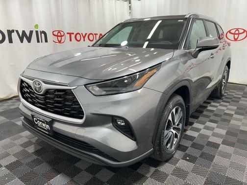 2026 Toyota Highlander XLE