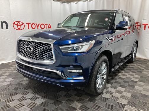 2024 INFINITI QX80 Luxe