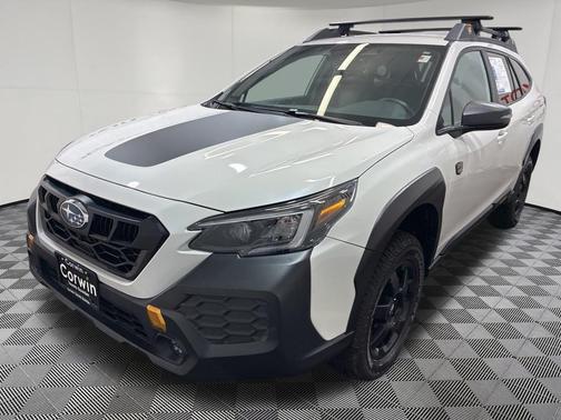 Crystal White Pearl 2025 Subaru Outback Wilderness