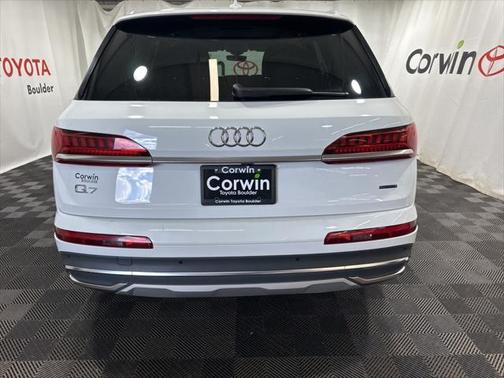 2024 Audi Q7 45 Premium Plus