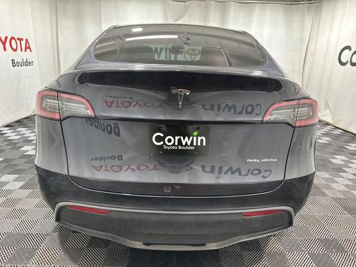 2024 Tesla Model Y Long Range Dual Motor All-Wheel Drive