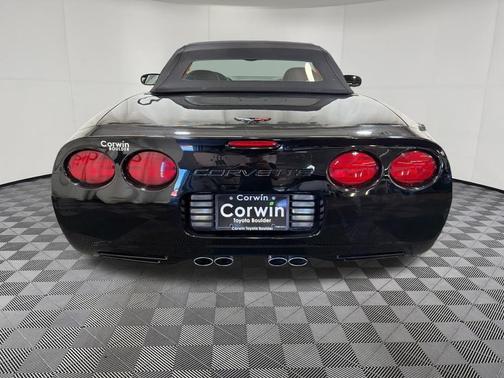 Smokin Asphalt 2004 Chevrolet Corvette Base