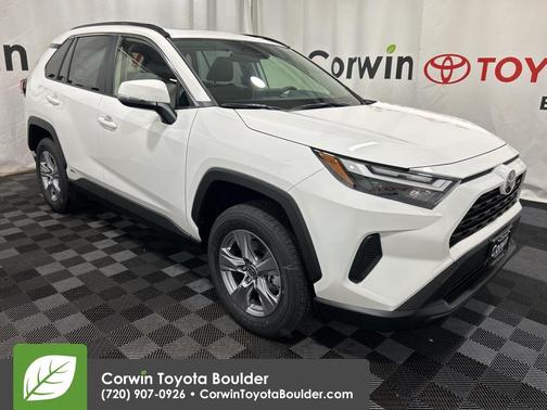 2025 Toyota RAV4 Hybrid XLE