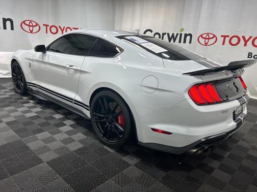 2021 Ford Shelby GT500 Base