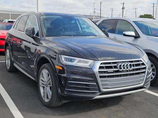 Mythos Black Metallic 2019 Audi Q5 2.0T Premium Plus