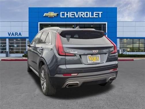 2021 Cadillac XT4 Premium Luxury