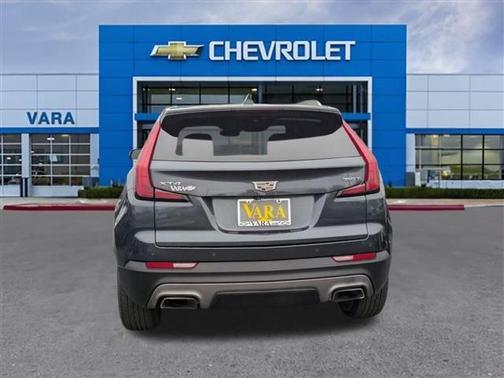 2021 Cadillac XT4 Premium Luxury