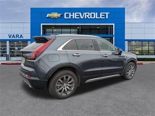 2021 Cadillac XT4 Premium Luxury