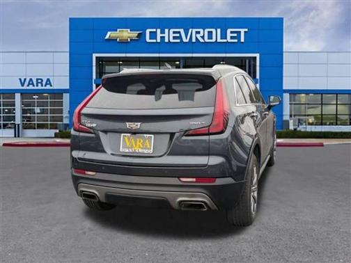 2021 Cadillac XT4 Premium Luxury