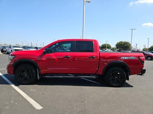 Red Alert 2021 Nissan Titan PRO-4X