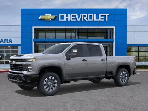 2026 Chevrolet Silverado 2500 Custom
