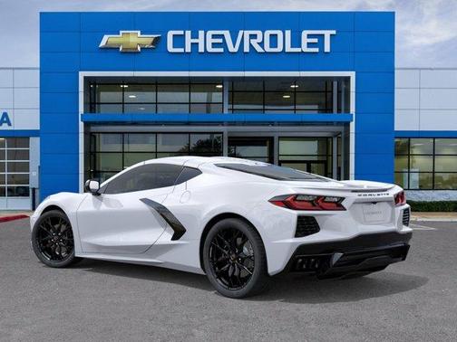 Arctic White 2026 Chevrolet Corvette Stingray w/1LT