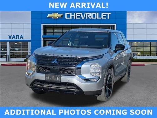 2022 Mitsubishi Outlander Black Edition