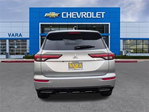 2022 Mitsubishi Outlander Black Edition