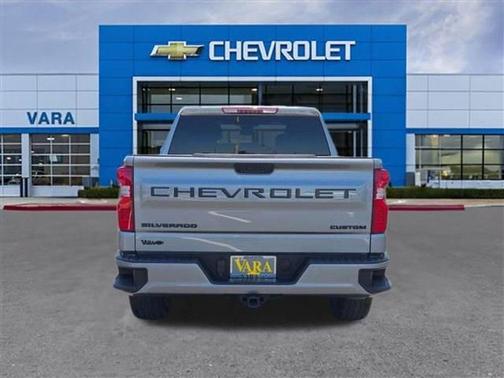 Sterling Gray Metallic 2024 Chevrolet Silverado 1500 Custom