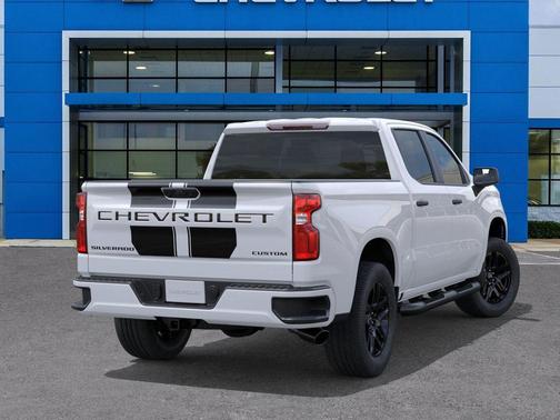 Summit White 2026 Chevrolet Silverado 1500 Custom