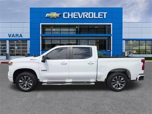 Summit White 2022 Chevrolet Silverado 1500 RST