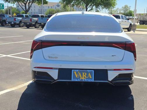 Snow White Pearl 2025 Kia K5 GT-Line