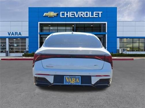 Snow White Pearl 2025 Kia K5 GT-Line