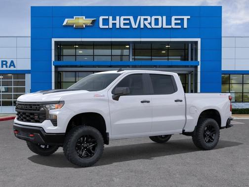 Summit White 2026 Chevrolet Silverado 1500 Custom Trail Boss