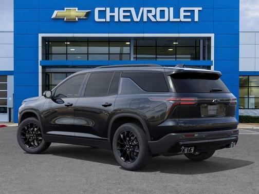 Mosaic Black Metallic 2026 Chevrolet Traverse LT