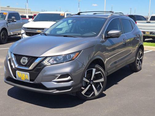 Gun Metallic 2021 Nissan Rogue Sport SL