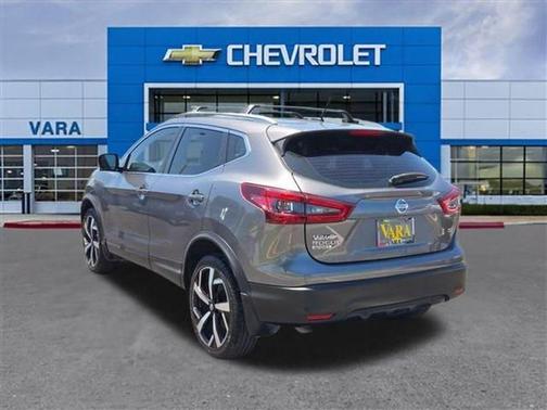 Gun Metallic 2021 Nissan Rogue Sport SL