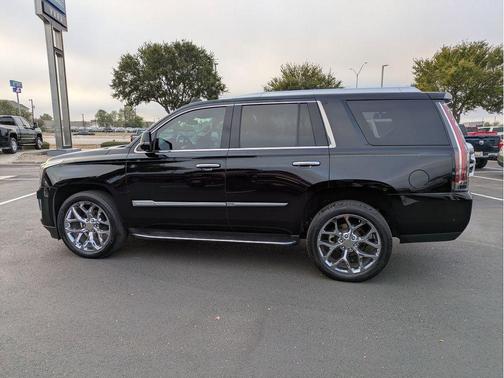 2020 Cadillac Escalade Luxury