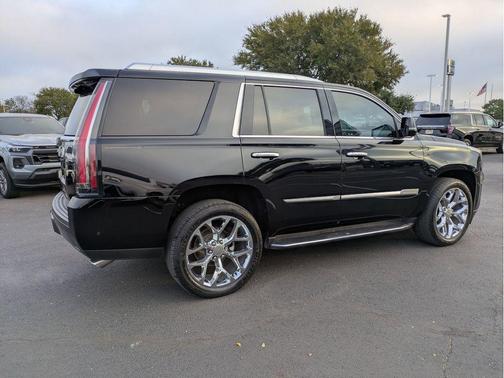 2020 Cadillac Escalade Luxury