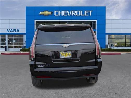 2020 Cadillac Escalade Luxury