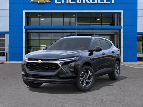 Mosaic Black Metallic 2026 Chevrolet Trax LT