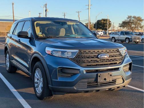 2020 Ford Explorer Base