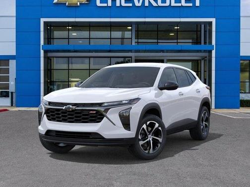 Summit White 2026 Chevrolet Trax 1RS