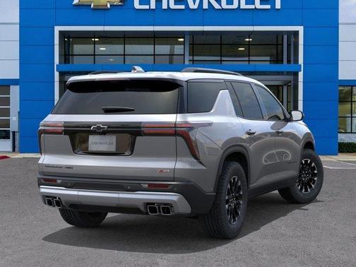 Sterling Gray Metallic 2026 Chevrolet Traverse Z71