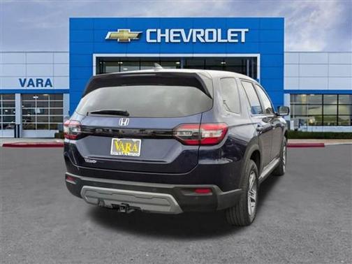 2023 Honda Pilot EX-L 8-Passenger