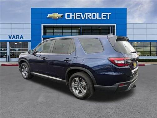 2023 Honda Pilot EX-L 8-Passenger