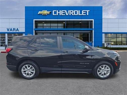 Mosaic Black Metallic 2023 Chevrolet Equinox LS