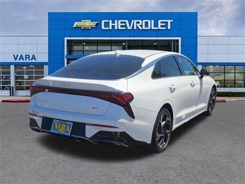 Snow White Pearl 2025 Kia K5 GT-Line