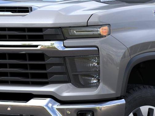 Sterling Gray Metallic 2026 Chevrolet Silverado 2500 LT
