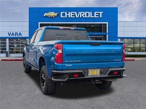 2023 Chevrolet Silverado 1500 Custom Trail Boss