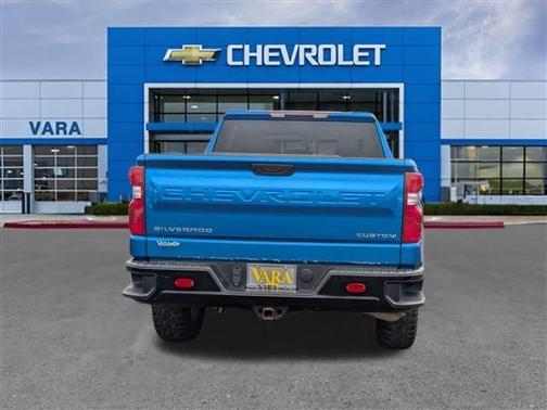 2023 Chevrolet Silverado 1500 Custom Trail Boss