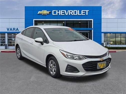 Summit White 2019 Chevrolet Cruze LS