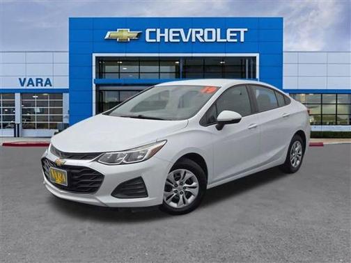 Summit White 2019 Chevrolet Cruze LS