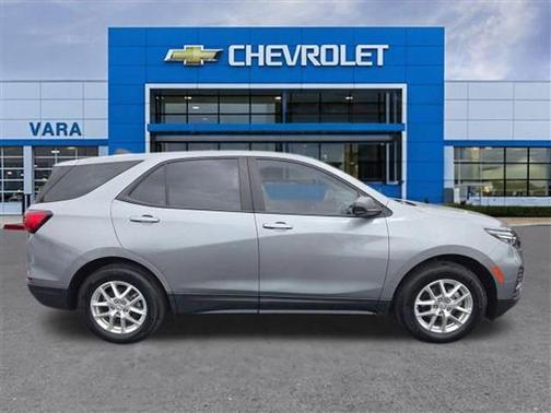 Summit White 2019 Chevrolet Cruze LS