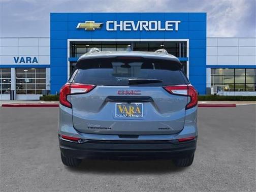 Sterling 2024 GMC Terrain SLT